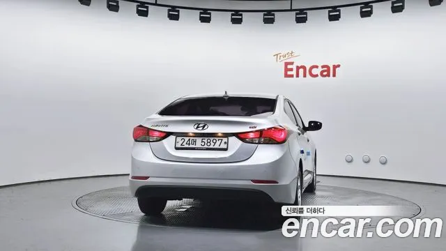 Hyundai Elantra 2014 thumb 10