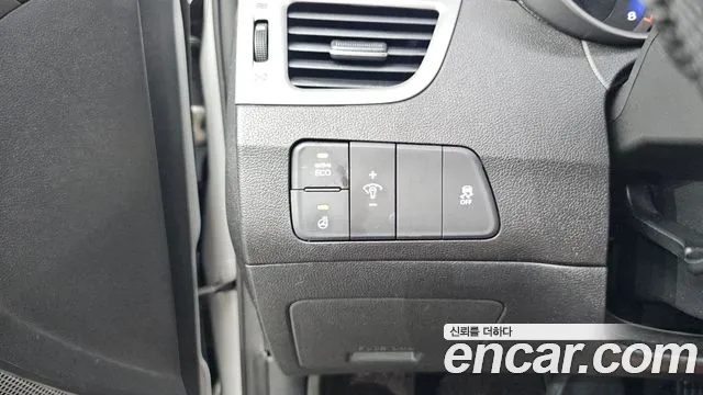 Hyundai Elantra 2014 thumb 6