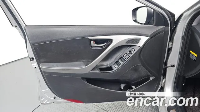 Hyundai Elantra 2014 thumb 4