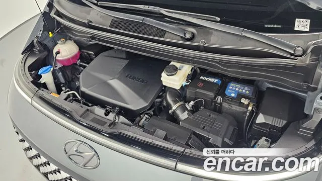 Hyundai Staria 2021 thumb 3
