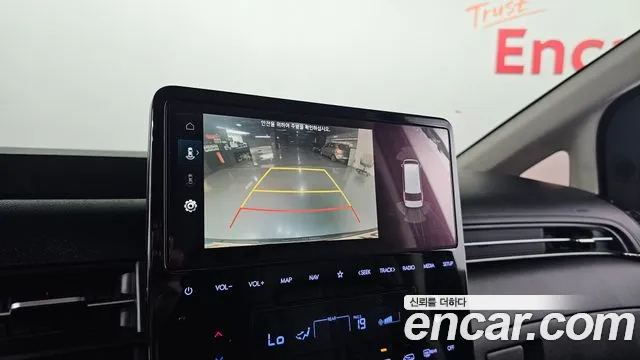 Hyundai Staria 2021 thumb 8