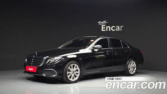 Mercedes-Benz E-Class 2019 thumb 7