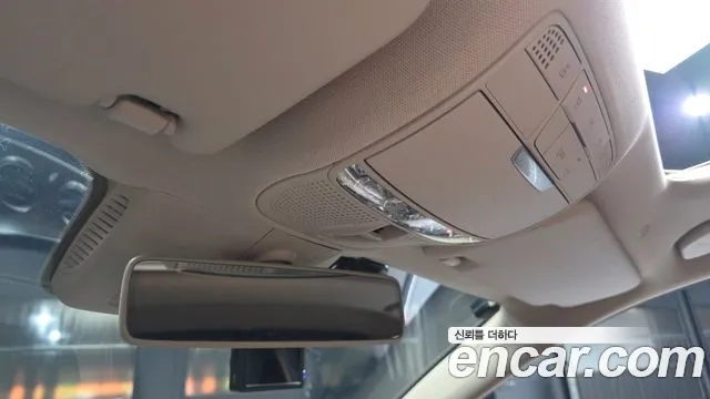 Mercedes-Benz E-Class 2019 thumb 2