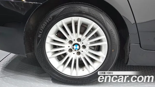 BMW 5 серии 2014 thumb 11