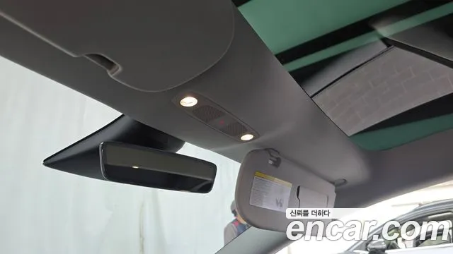 Tesla Model 3 2021 thumb 3