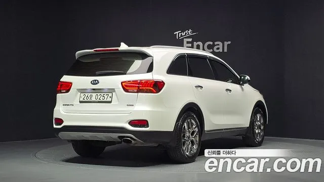 Kia Sorento 2019 thumb 5