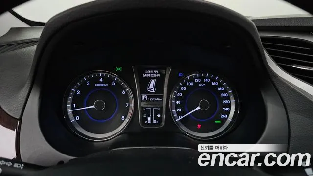 Hyundai Grandeur 2011 thumb 8