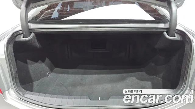 Hyundai Grandeur 2011 thumb 2