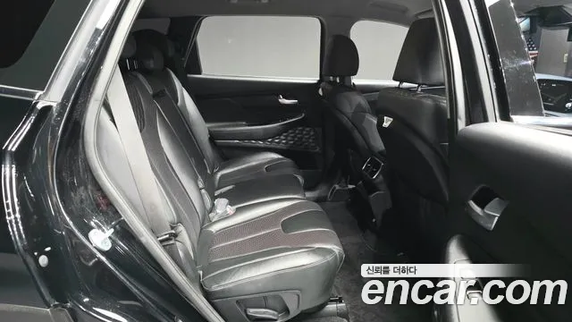Hyundai Santa Fe 2019 thumb 4