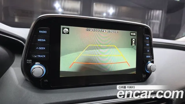 Hyundai Santa Fe 2019 thumb 8