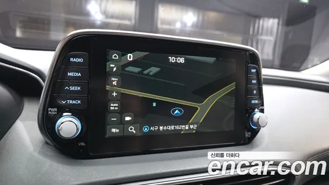 Hyundai Santa Fe 2019 thumb 9