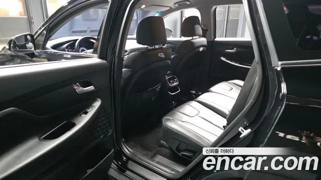 Hyundai Santa Fe 2019 thumb 10
