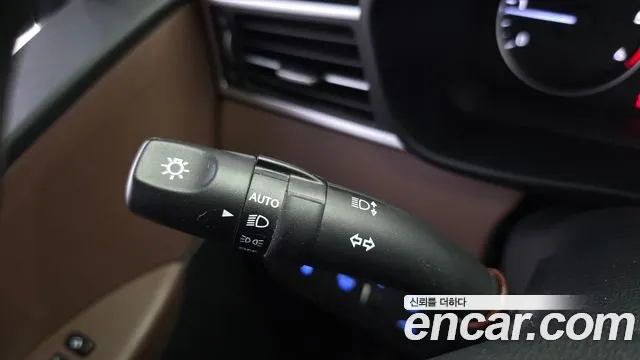 Hyundai Staria 2020 thumb 6