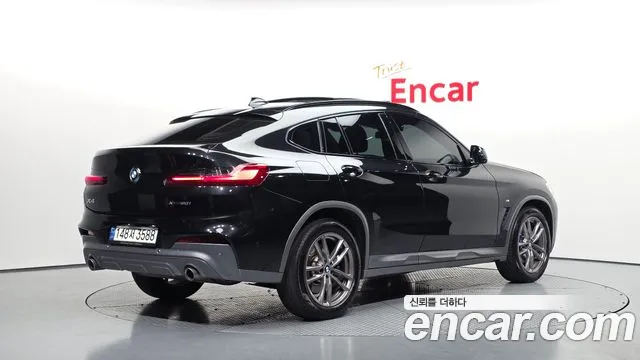 BMW X4 2021 thumb 10