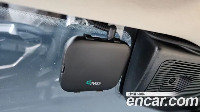 Ford Explorer 2021 thumb 9