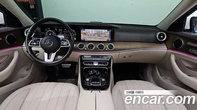 Mercedes-Benz E-Class 2019 thumb 5