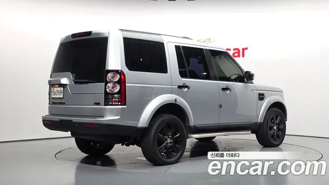Land Rover Discovery 2014 thumb 10