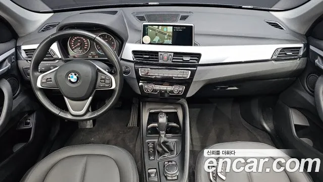 BMW X1 2016 thumb 6
