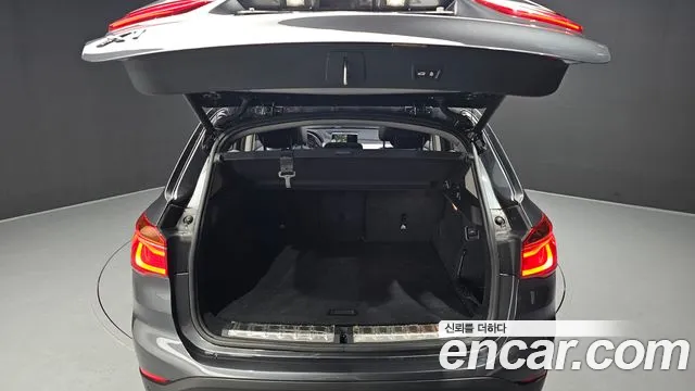 BMW X1 2016 thumb 5
