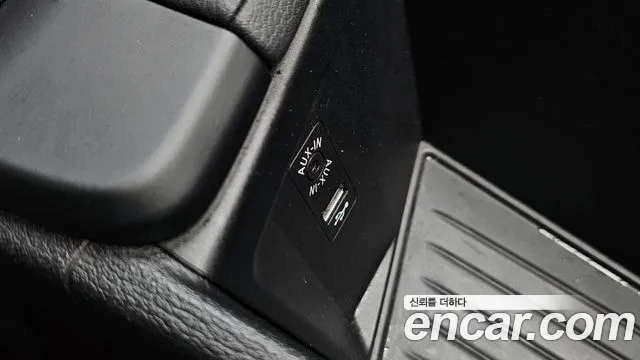 BMW X1 2016 thumb 12