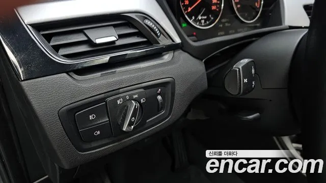 BMW X1 2016 thumb 2