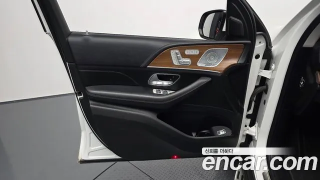 Mercedes-Benz E-Класс 2019 thumb 4
