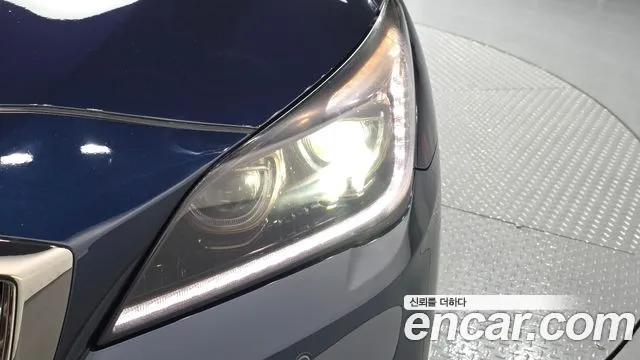 Genesis G80 2019 thumb 6