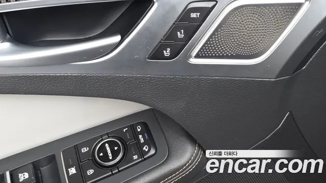 Genesis G80 2019 thumb 4