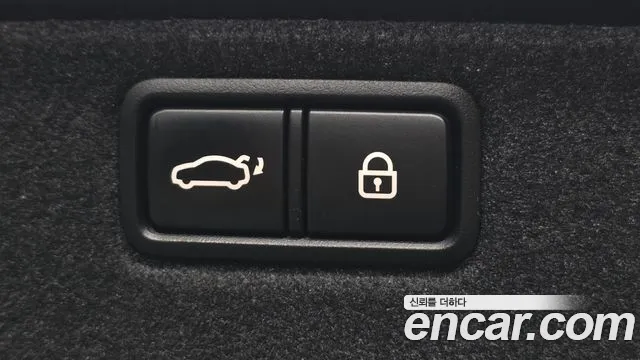 Genesis G80 2019 thumb 3