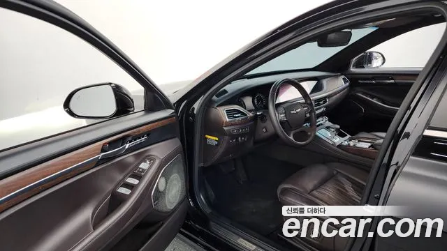 Genesis G90 2019 thumb 6