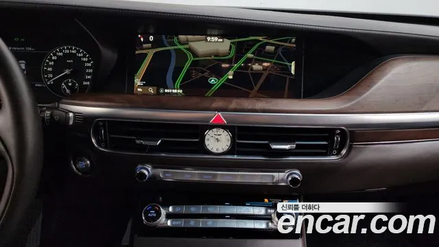 Genesis G90 2019 thumb 3