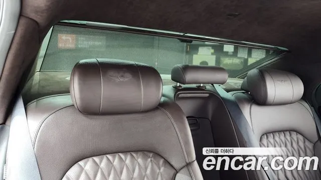 Genesis G90 2019 thumb 8