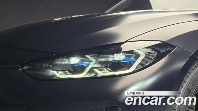 BMW i4 2023 thumb 8