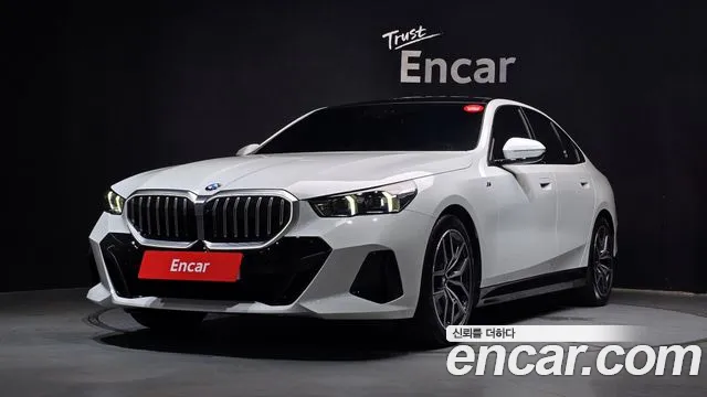 BMW 5 серии 2025 thumb 4