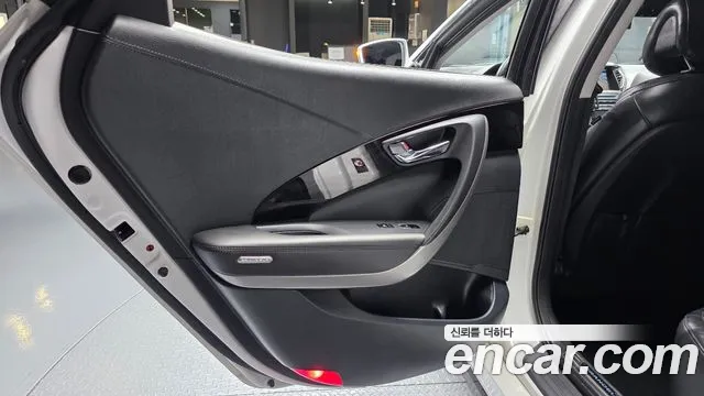 Hyundai Grandeur 2014 thumb 4