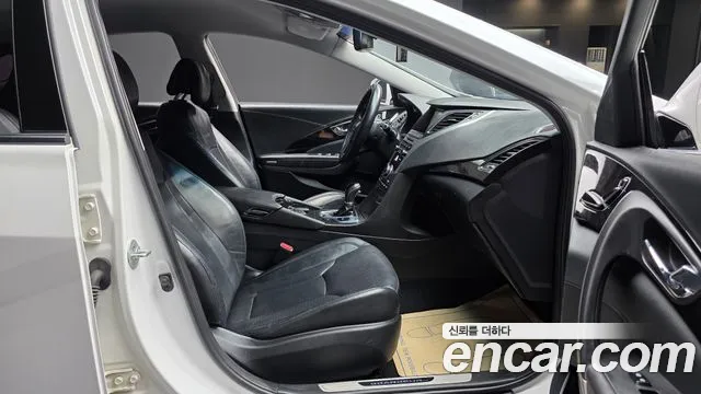 Hyundai Grandeur 2014 thumb 11