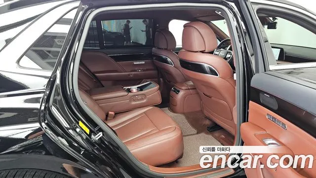 Genesis G90 2022 thumb 9