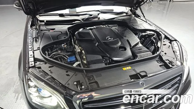 Mercedes-Benz S-Class 2019 thumb 5