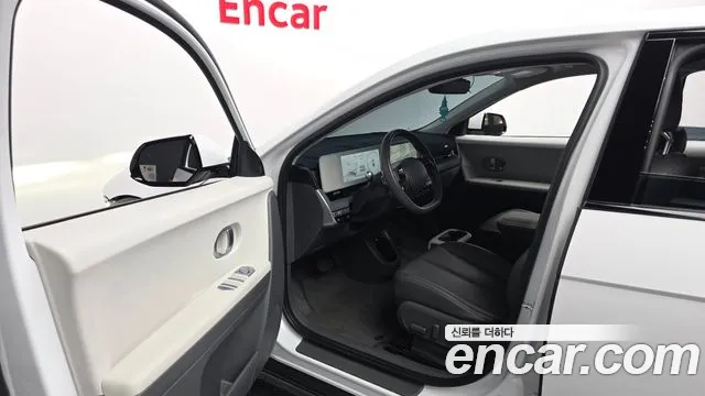 Hyundai Ioniq5 2021 thumb 2