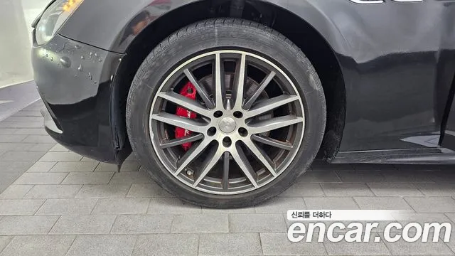 Maserati Ghibli 2018 thumb 7