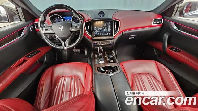 Maserati Ghibli 2018 thumb 5