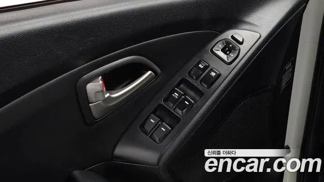 Hyundai ix 2010 thumb 8