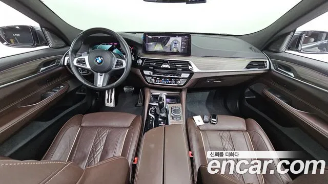 BMW 6 серии Gran Turismo 2020 thumb 12