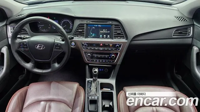 Hyundai LF 2016 thumb 4