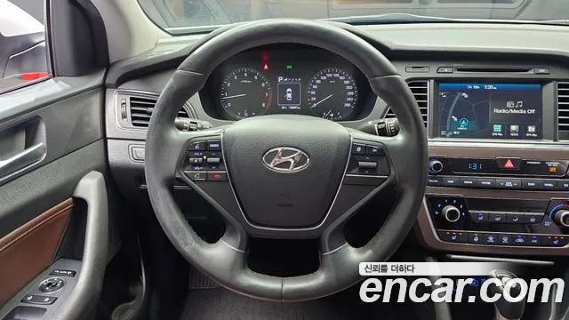 Hyundai LF 2016 thumb 3