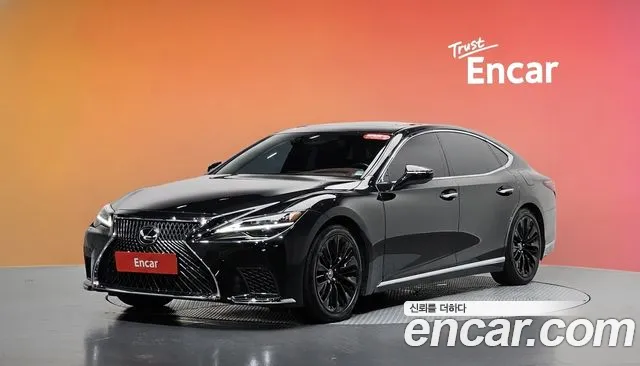 Lexus LS 500h 2023 thumb 7