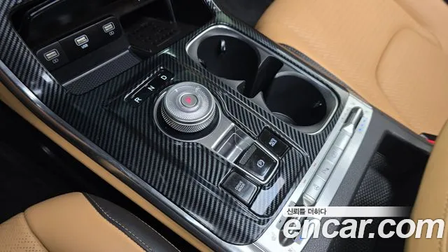 Kia Carnival 2023 thumb 12