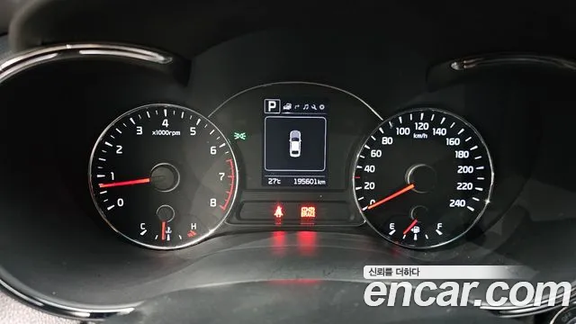 Kia K3 2016 thumb 10
