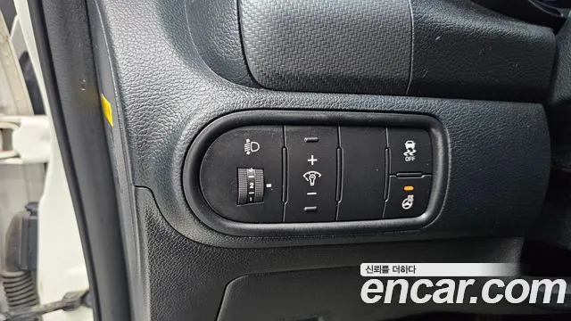 Kia K3 2016 thumb 8