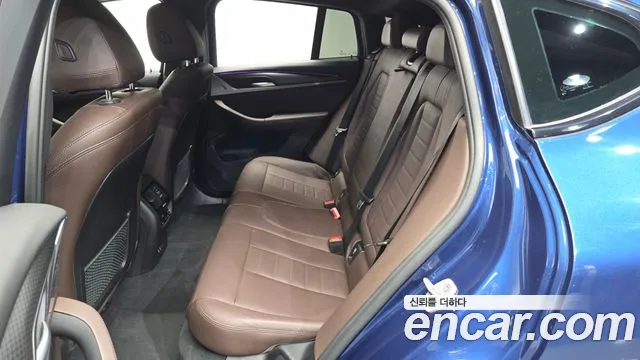 BMW X4 2023 thumb 3
